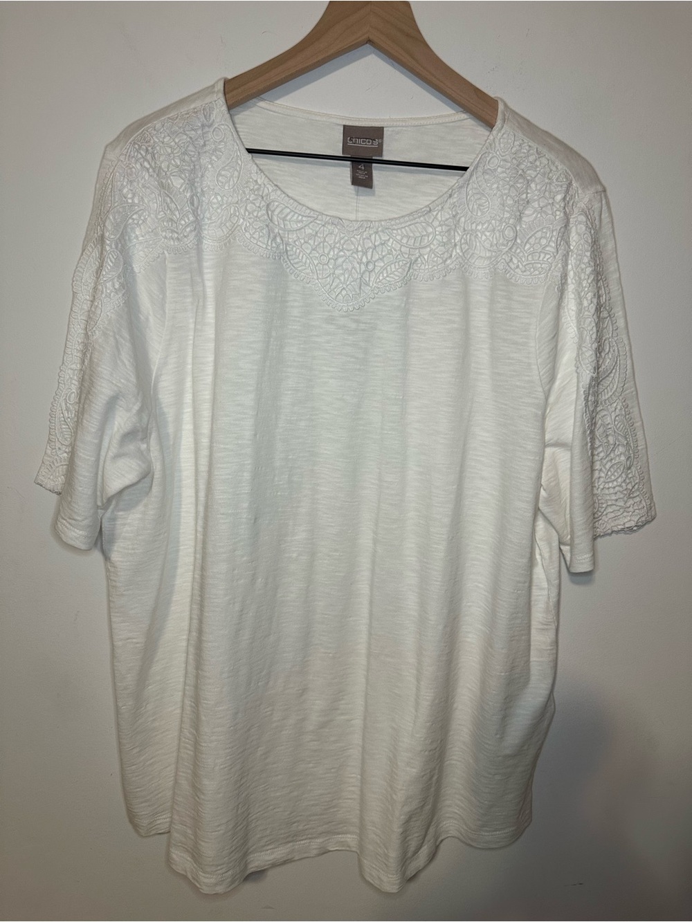 Chico’s Crochet Short Sleeve Tee 4 Scoop Neck Short sleeve Knit Fashion White